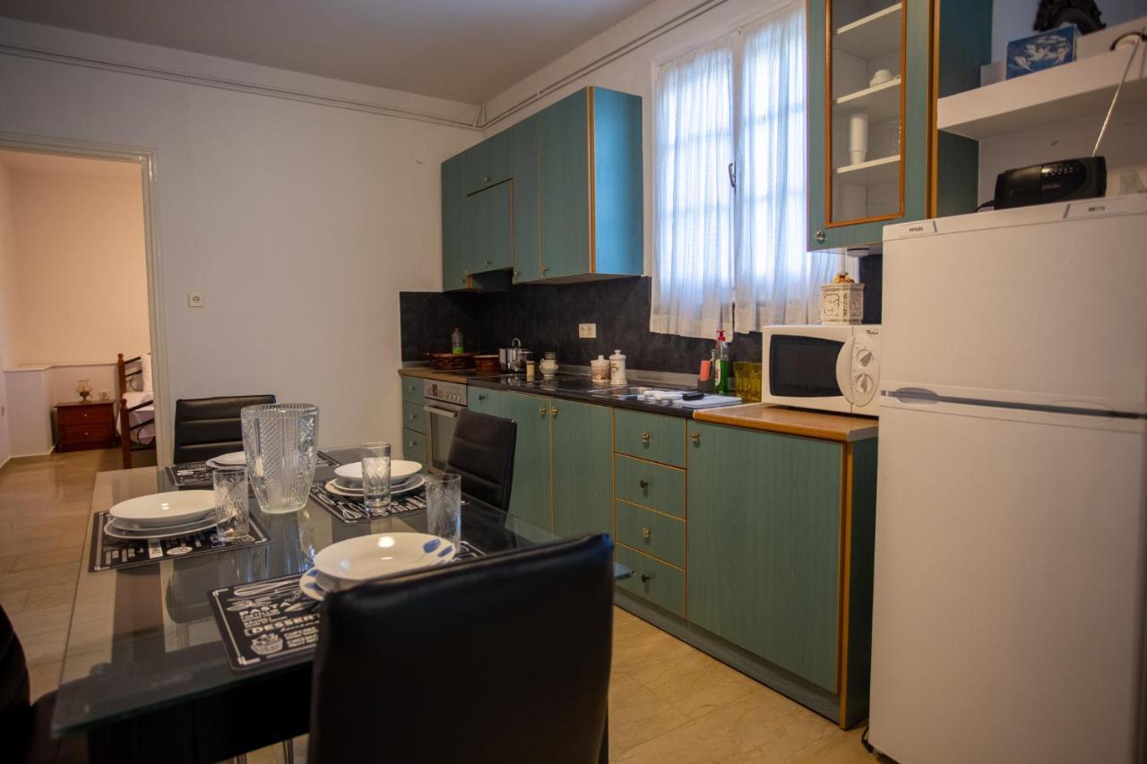 Traditional Villa Appartment With Garden, Also For Gatherings ,15 Minutes From Thessaloniki Airport Exteriör bild