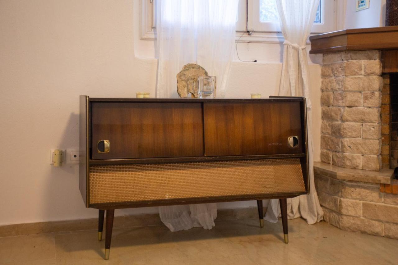 Traditional Villa Appartment With Garden, Also For Gatherings ,15 Minutes From Thessaloniki Airport Exteriör bild